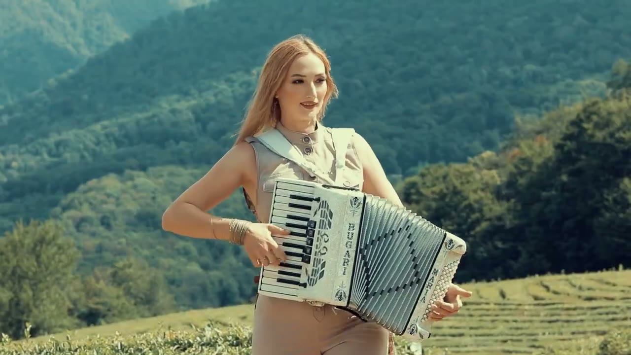 Кадр из записи «Лезгинка»